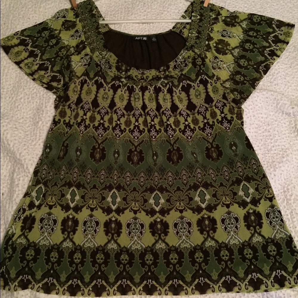 Green blouse